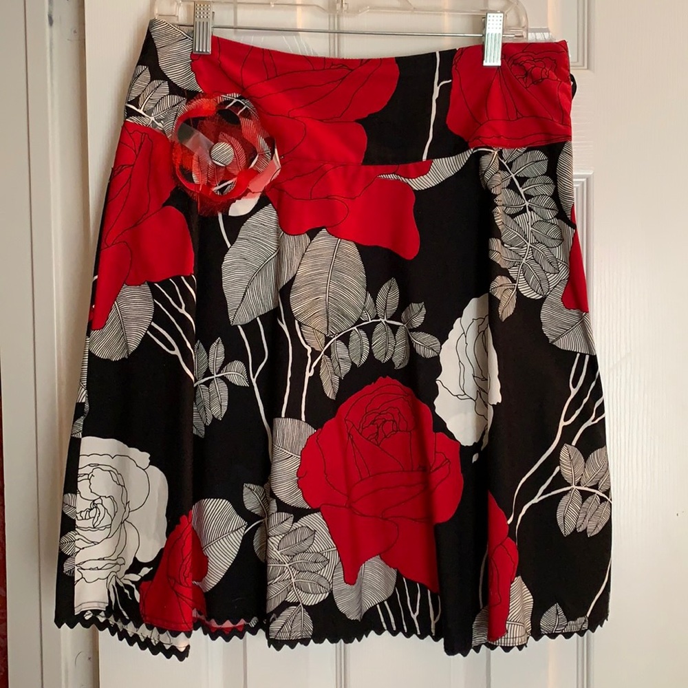 Colorful Flowing Flowery full skirt
